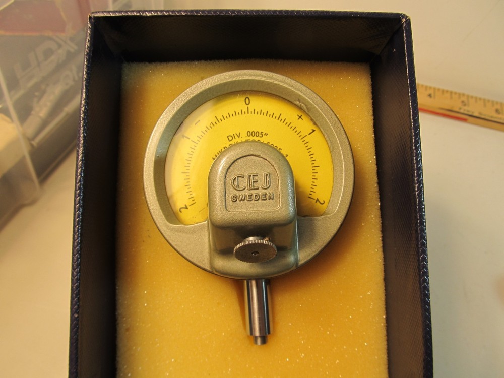 CEJ MIKROKATOR 500 E-1 Dial Indicator .0005" Precision Comparator