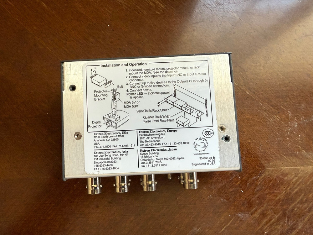 Versa Tools Extron MDA 5V Distribution Amplifier