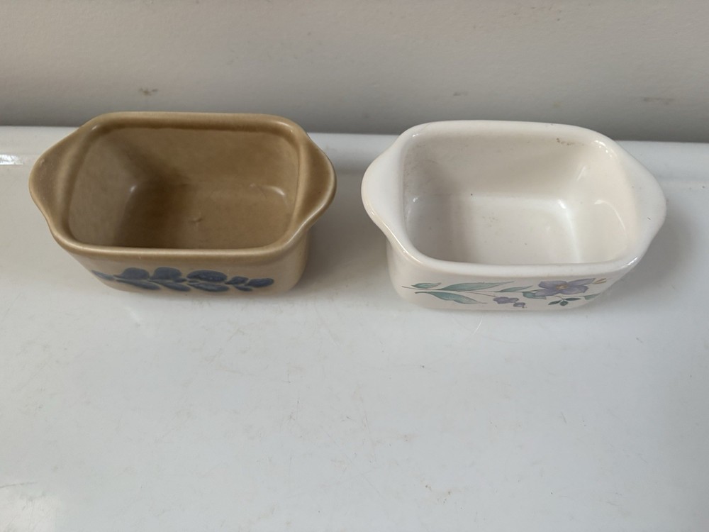 Pfaltzgraff Pottery Creamer, Sugar Packet Holders 2