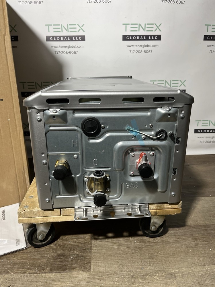 Rinnai RE199eN Outdoor Tankless Water Heater 199k BTU Natural Gas (B-13 #1589)