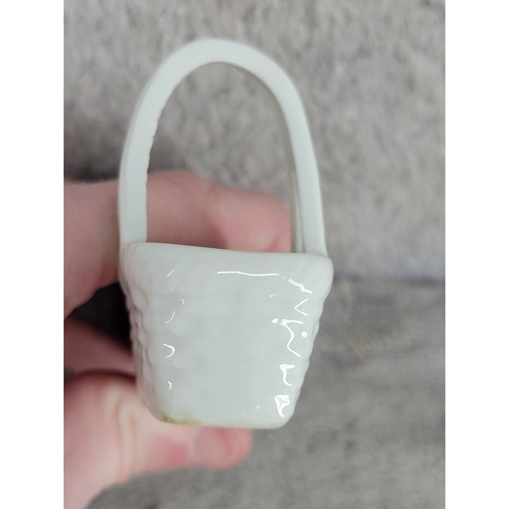 Small White Ceramic Basket Floral Name Plate Accessory