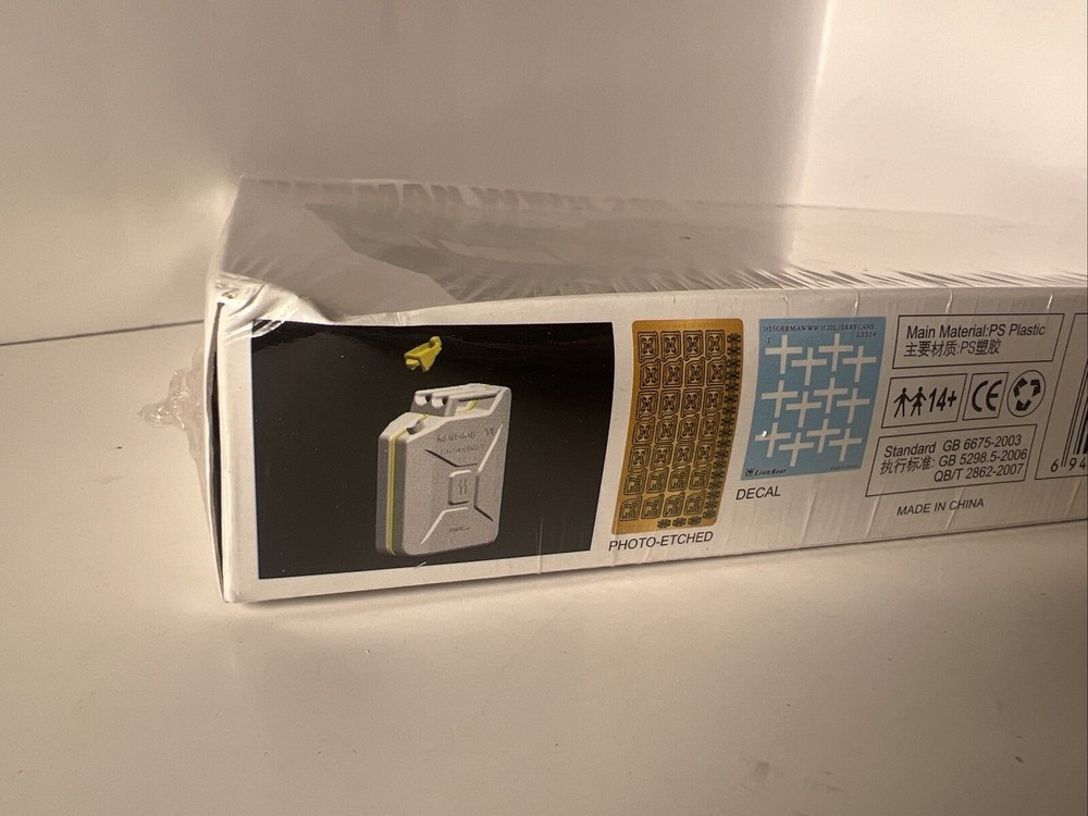 German Ww 2 Jerrycans