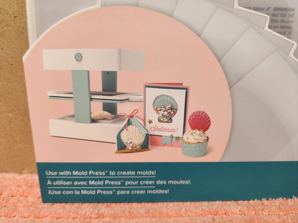 We R Memory Keepers Mold Press Plastic Sheets 6 Pc 6.75" x 6.75" NEW