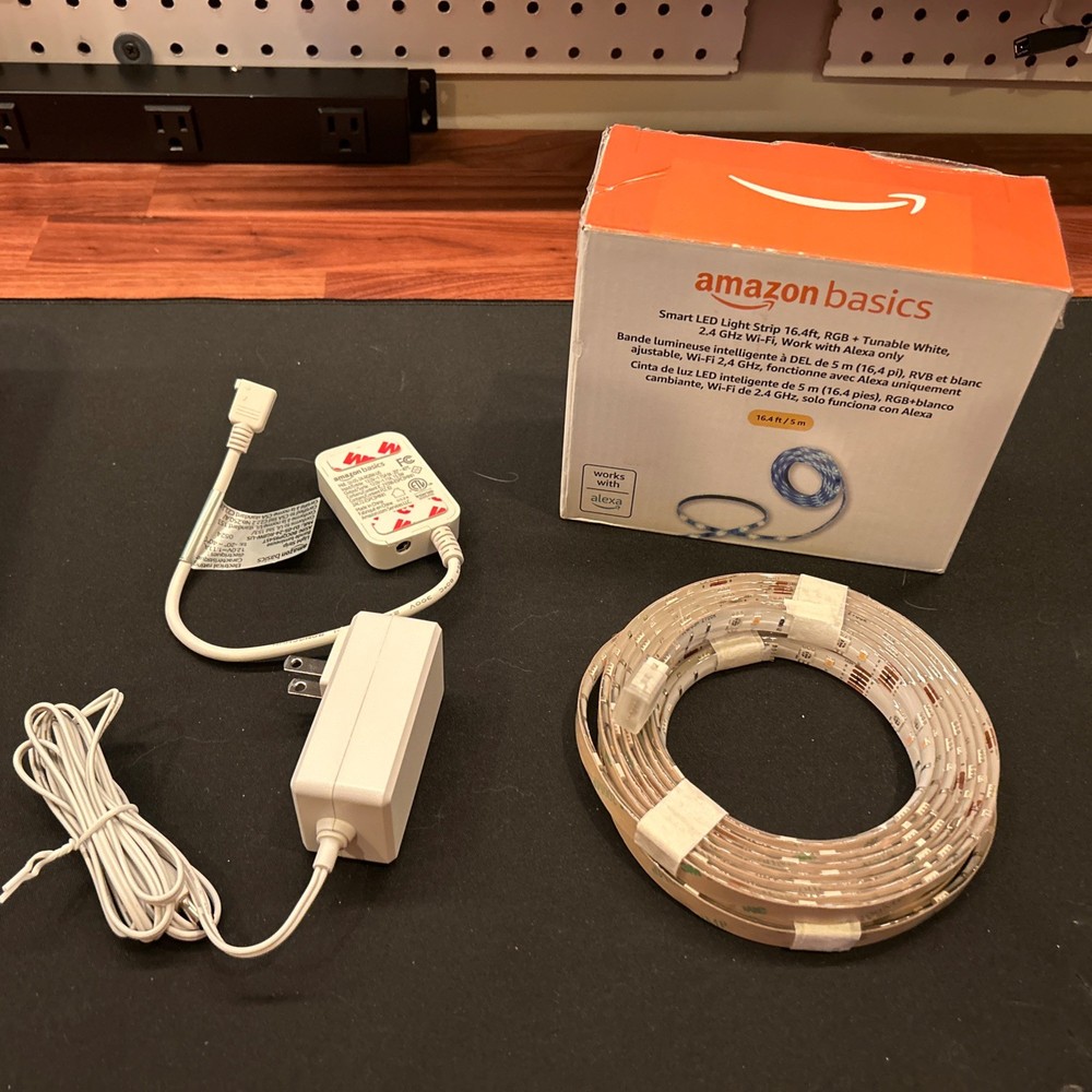 Amazon Basics Smart LED Light Strip 5m, RGB & Tunable White