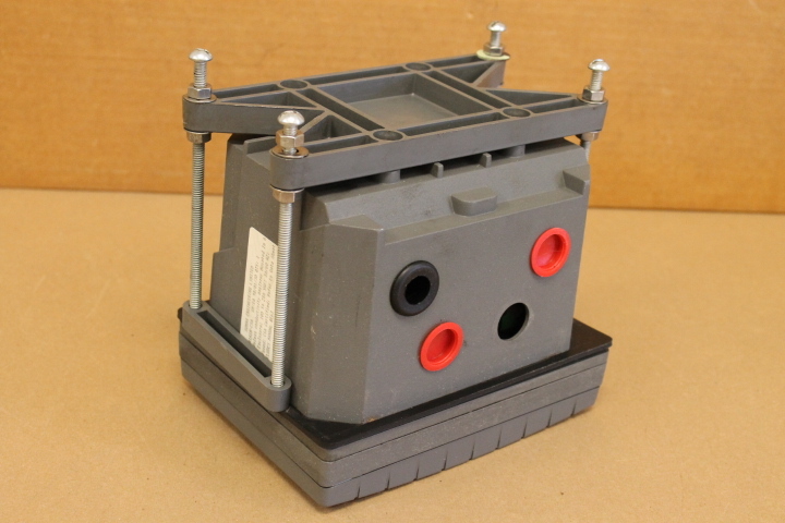 GLI E63F1N1A1A1N-CSA CONDUCTIVITY ANALYZER