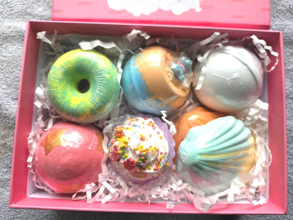PERJOY BATH BOMBS
