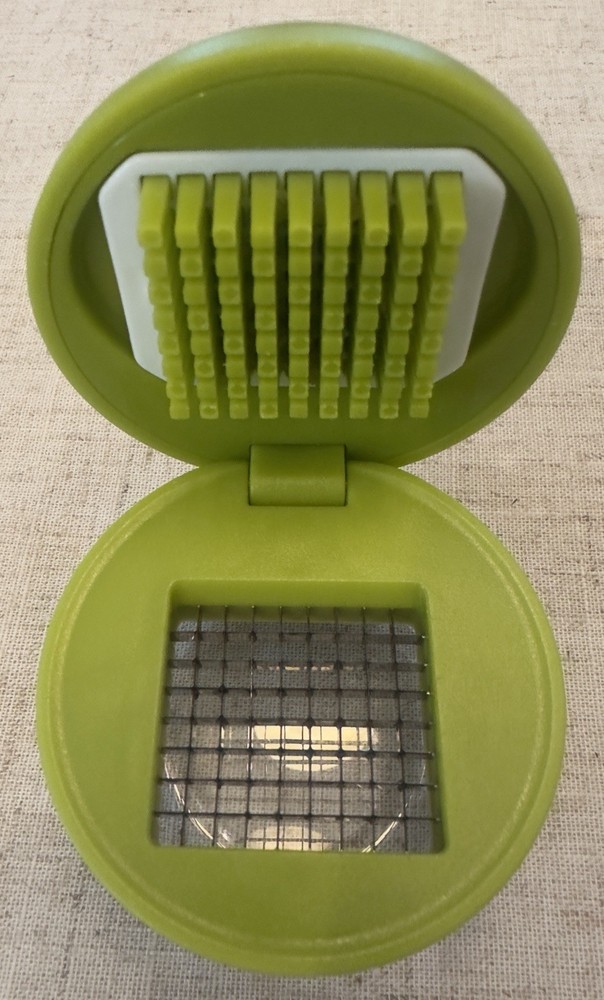 Chopper garlic Joie Push Function with Container, Green/Clear, Plastic/Metal