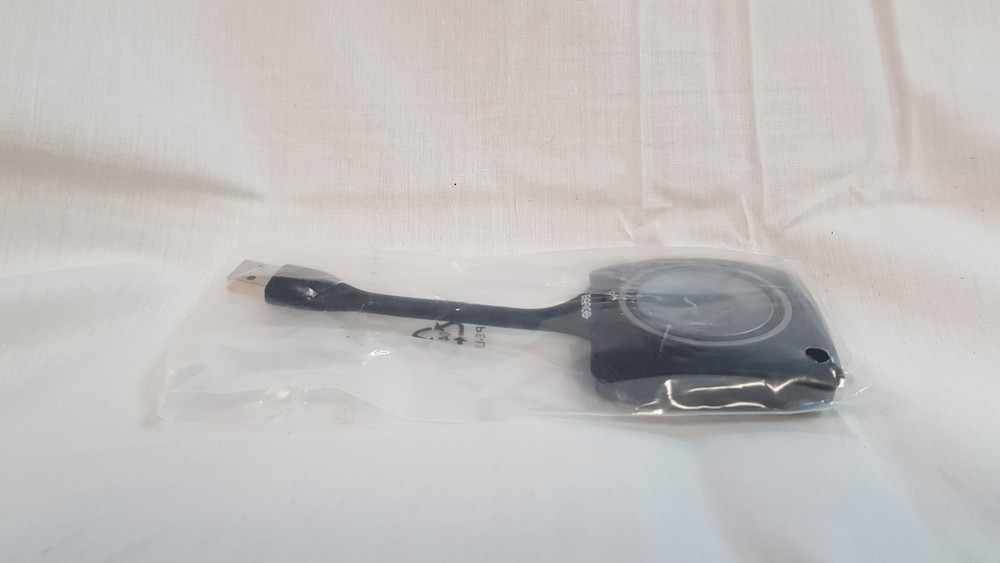 NEW Barco R9861006D01 Genuine Original Clickshare Button USB