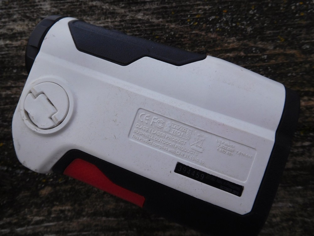 Bushnell tour v3 laser rangefinder