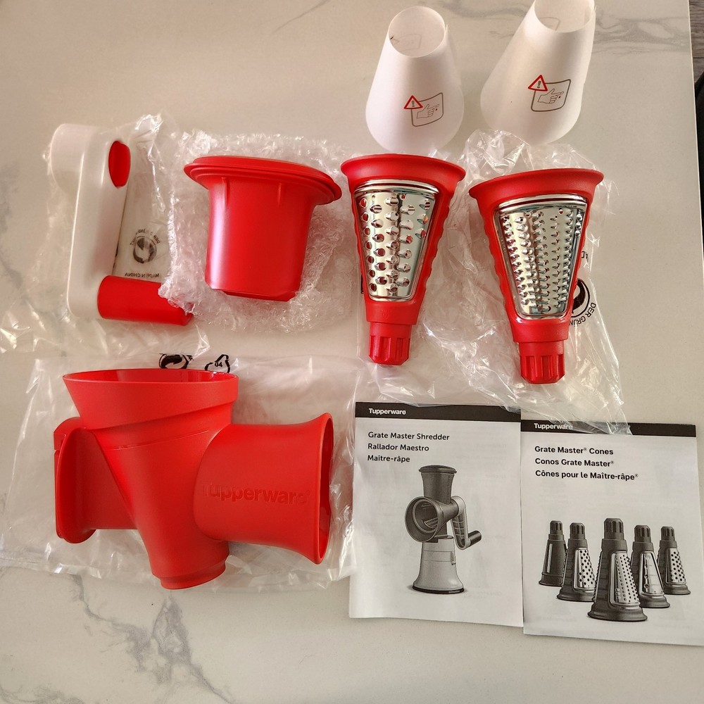 New Tupperware FusionMaster Grate Master Shredder Without Base +2 Graters
