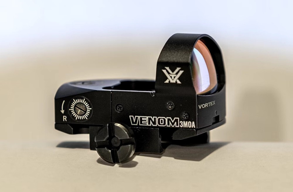 Original Vortex Venom Red Dot Sight 3 MOA - Black (VMD-3103)