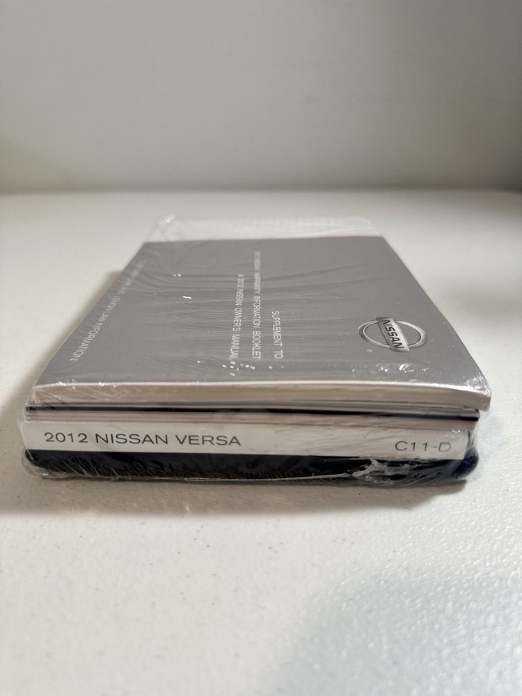 2012 Nissan Versa Owner's Manual Set