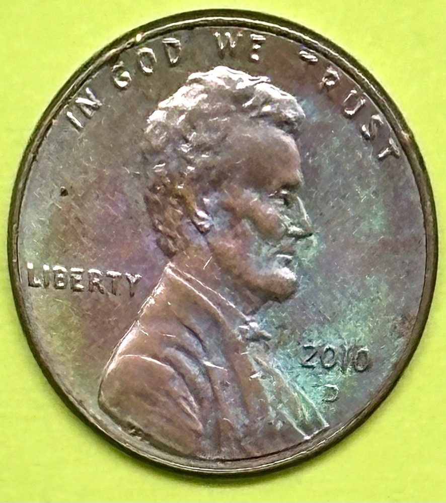 2010 D LINCOLN SHIELD 🛡️ PENNY W/NICE TONING.#W08