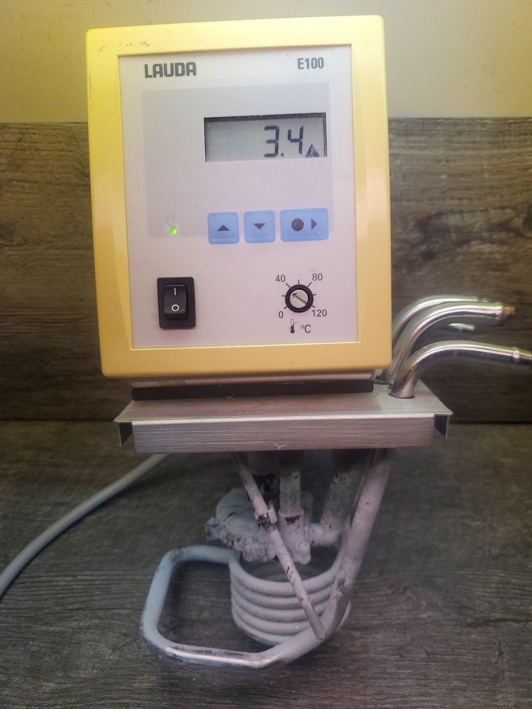 LAUDA MODEL E100 HEATED WATER BATH CIRCULATOR IMMERSION RECIRCULATING Head