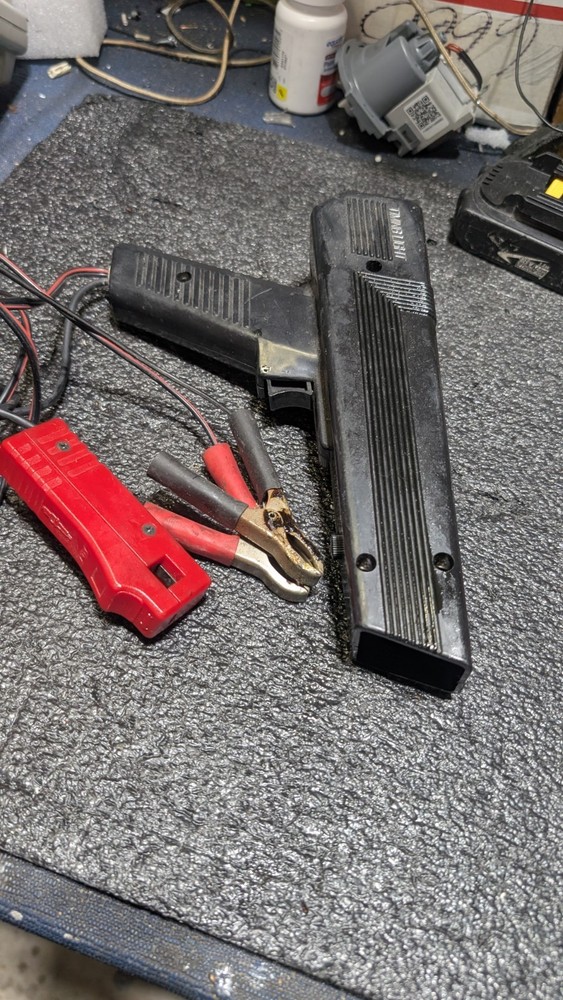 VINTAGE CHIEFTAIN TIMING LIGHT