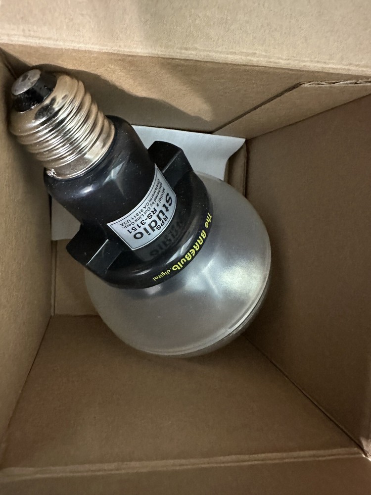 RPS Studio Digital BAREBulb RS-3151 and AC Socket Umbrella Bracket RS-4234