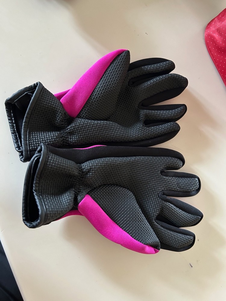 Mereyu Diving Aquatic Gloves Small Hot Pink Strap Closure Small