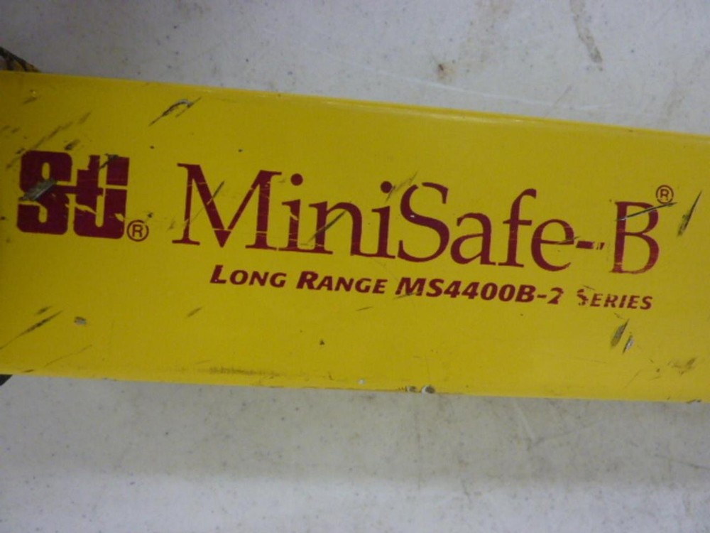 STI Light Curtain Transmitter MS4448 2FB2 Used #60063