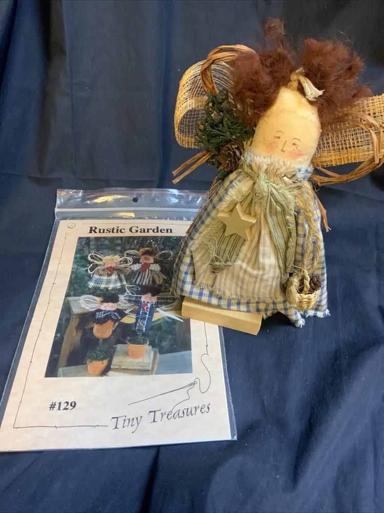 Tiny Treasures Rustic Garden Pattern Book With 1 Doll
