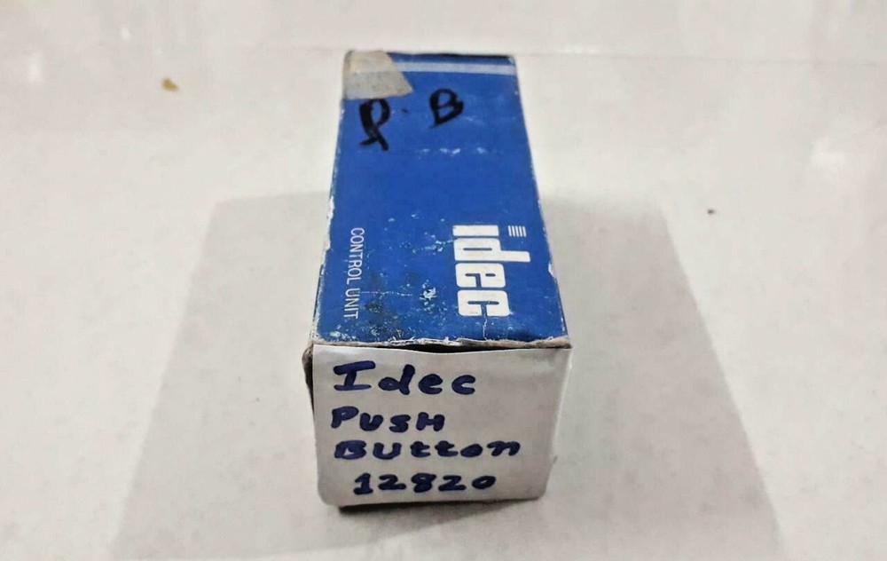 IDEC 12820 Control Unit push button NEW