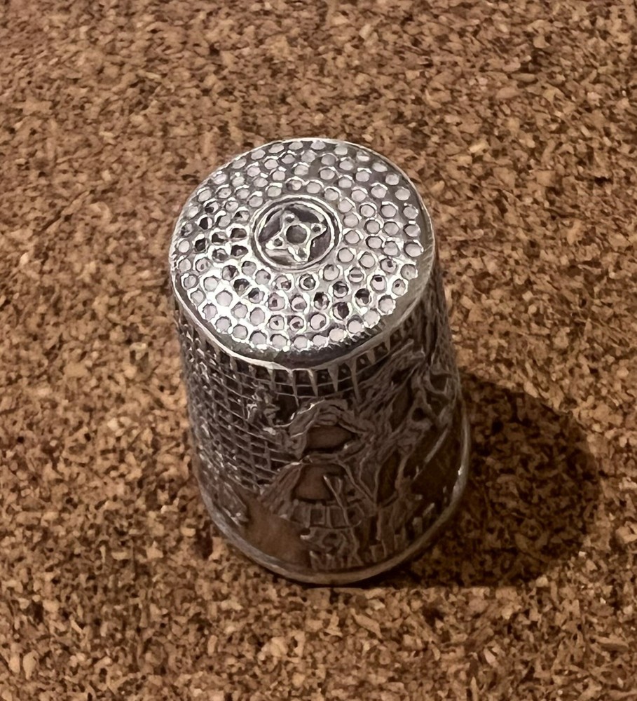 Vintage Real Silver Thimble - Stitching Thimble