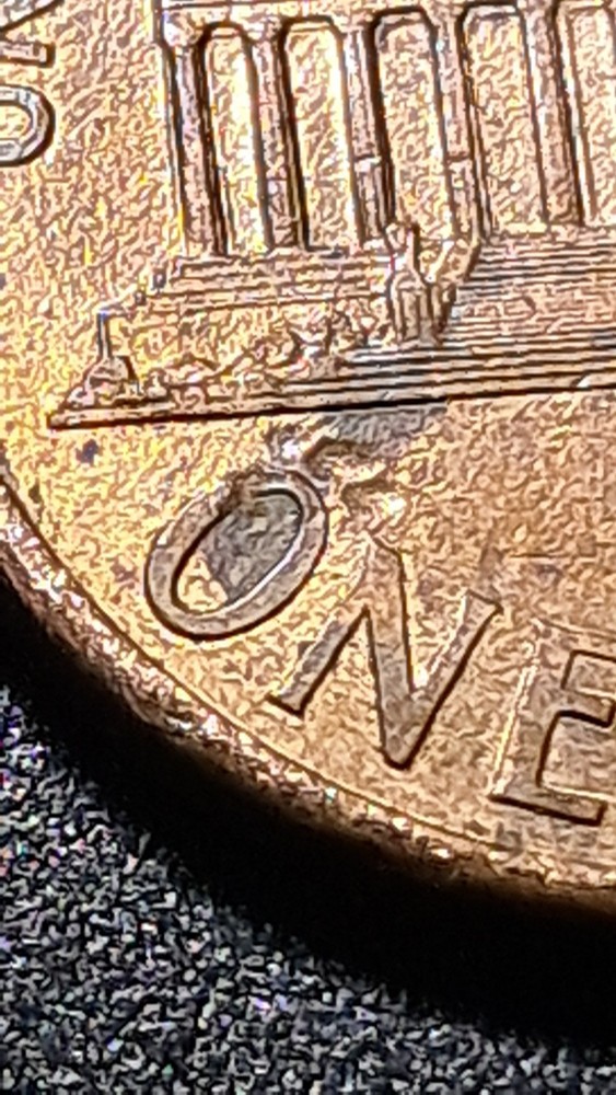 PAW PRINT MINT ERROR OR POST MINT DAMAGE?MACHINE DOUBLING, THIN COPPER LAYER#519