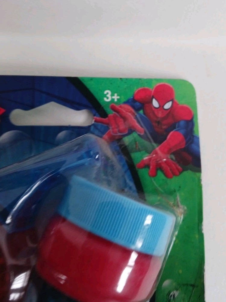 2015 Marvel Ultimate Spiderman Bubble Whistle Old New Stock In Original Package