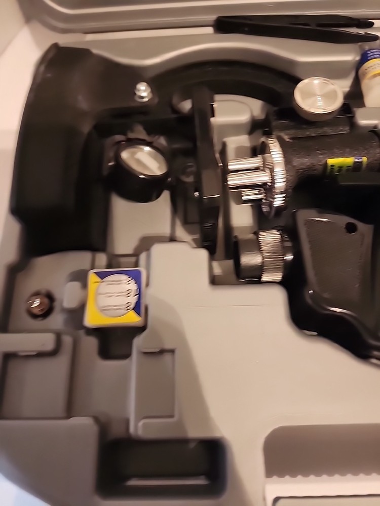 Micro Science Microscope Complete Set Deluxe With Carrying Case