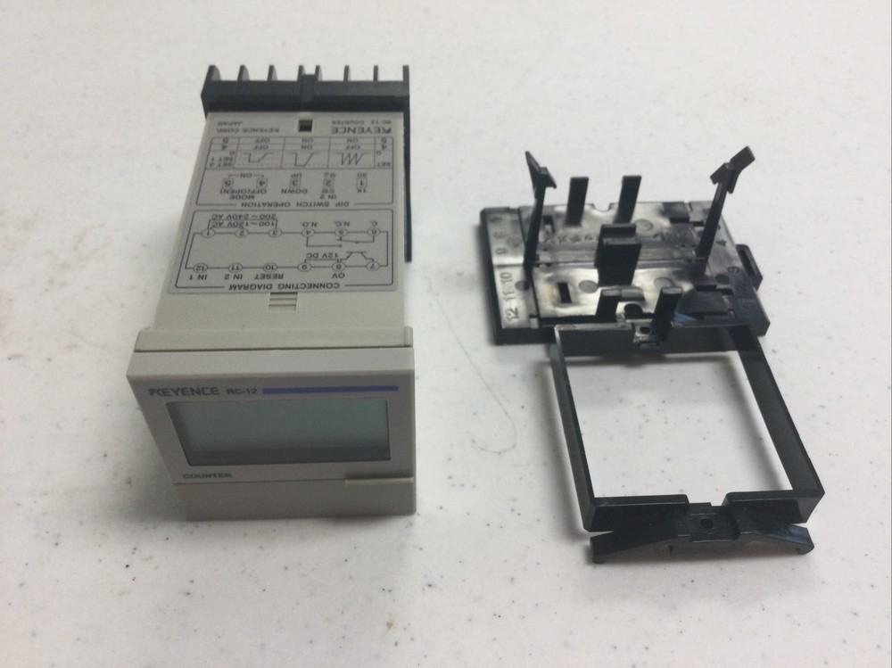 NEW KEYENCE RC-12 COUNTER, FREE SHIPPING