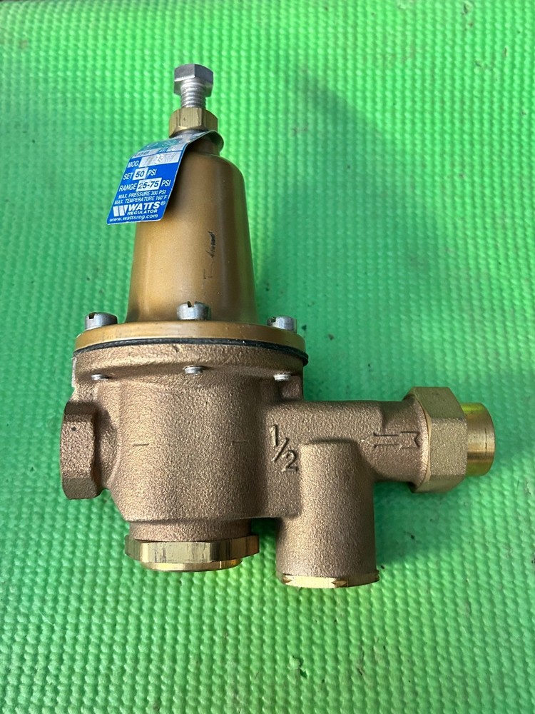 Watts Water Pressure Reducing Valve - Threaded 1/2U5B-Z3