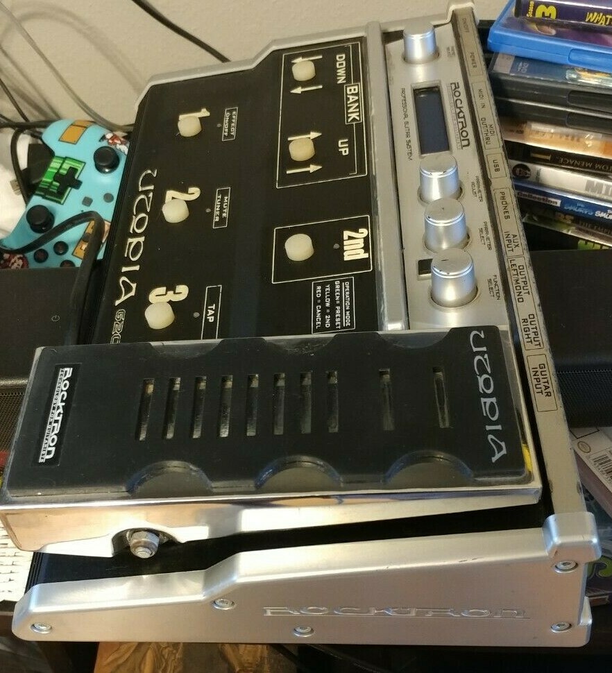 Rocktron Utopia G200 Professional Multi-FX Guitar System. Effects pedal board.