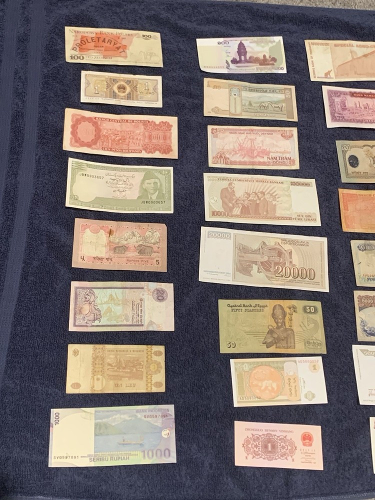 Lot of 40 - mixed Foreign Notes