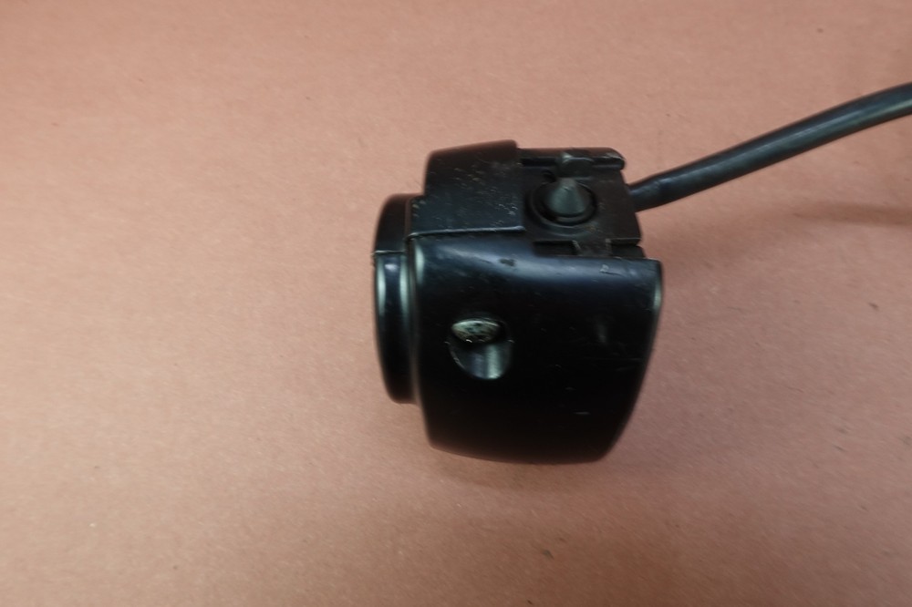2012-2015 Harley Davidson FLD Switchback Classic LEFT CONTROL HEADLIGHT SWITCH