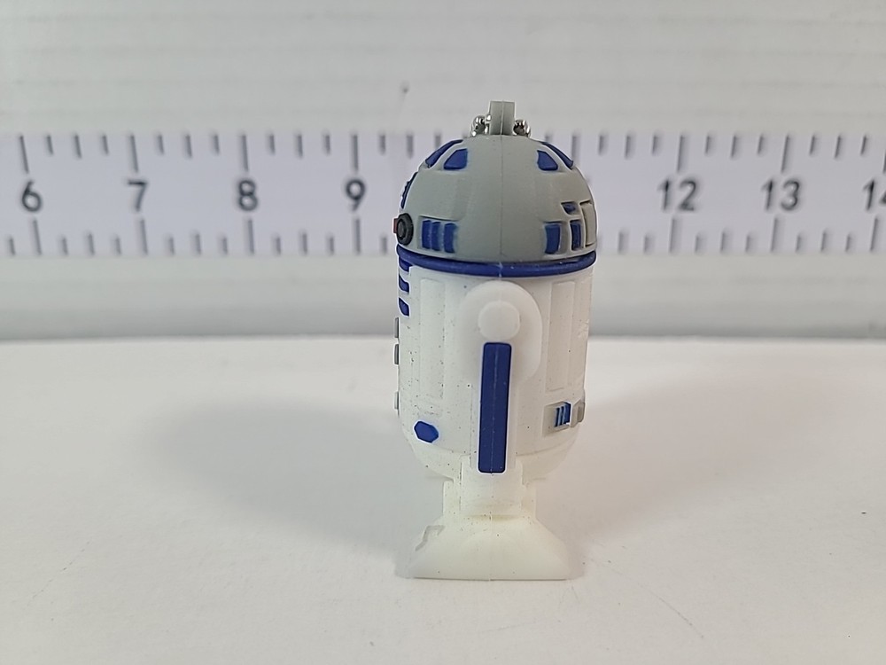 eKids R2-D2 16GB Flash Drive