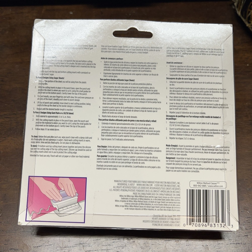 Wilton Cake Sugar Sheets Border Cutting Insert Hearts