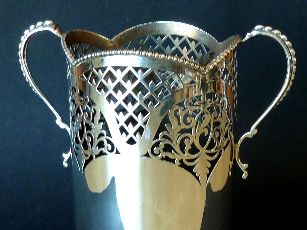 Solid Silver Magnum Wine Bottle Holder Coaster Stand Hallmarked 1925