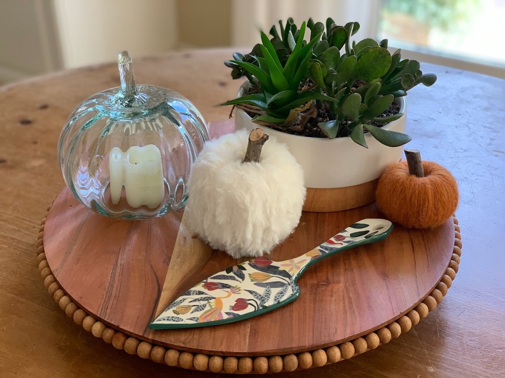 NWT Anthropologie Bright and Cheery Aleena Pie Server
