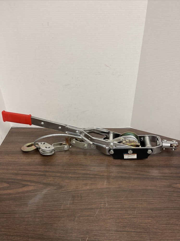 Haul Master P/N 00543. 8,000 Lbs. Cable Winch Puller