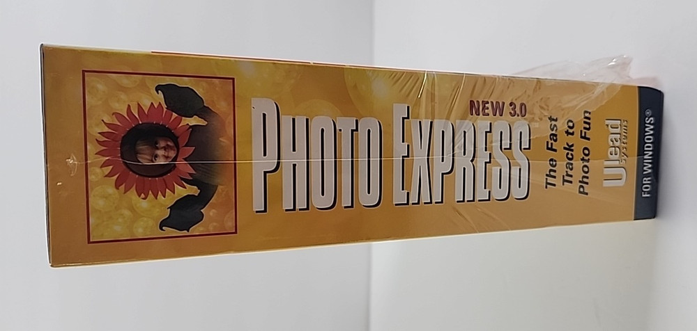 Ulead Systems Photo Express 3.0 Windows 98 CD Rom *torn plastic cardboard READ!