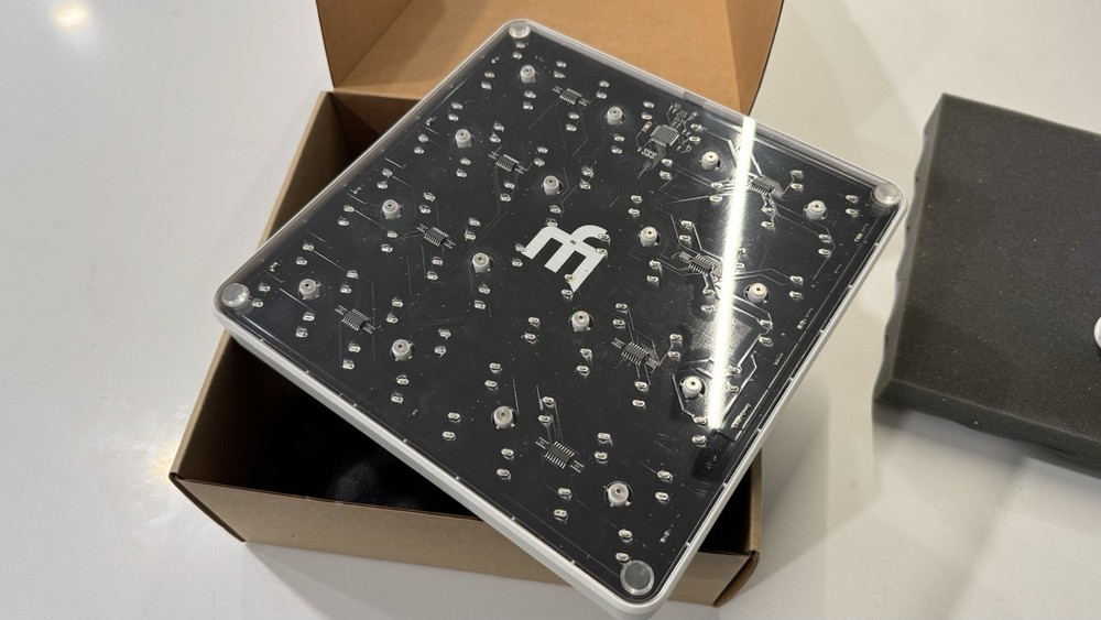 Midifighter 64 - USB MIDI Controller - White With Blue Buttons