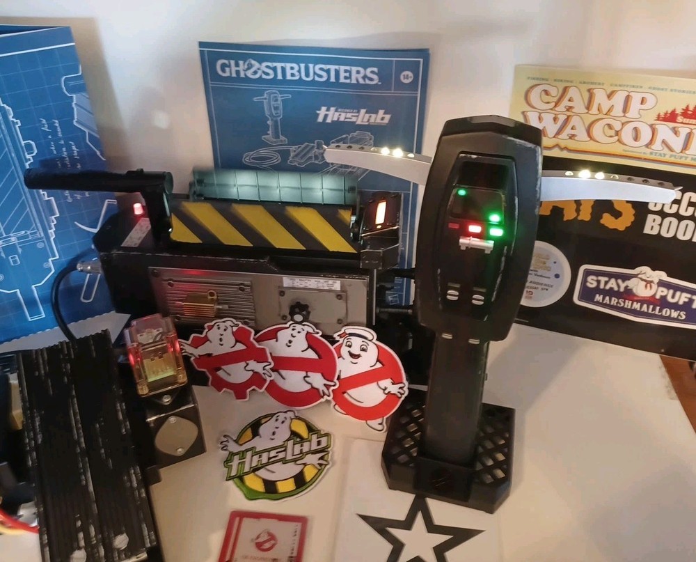 Ghostbusters Haslab Two 2 In The Box Ghost Trap PKE Meter Loose Complete No Box