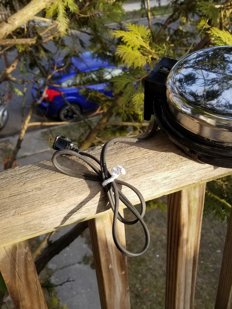 VINTAGE ELECTRIC WAFFLE IRON TOASTMASTER 245