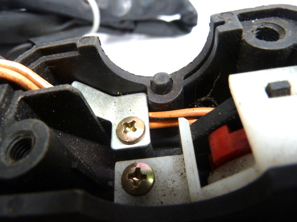 Suzuki GSXR1100 M right side switchgear. n.o.s.
