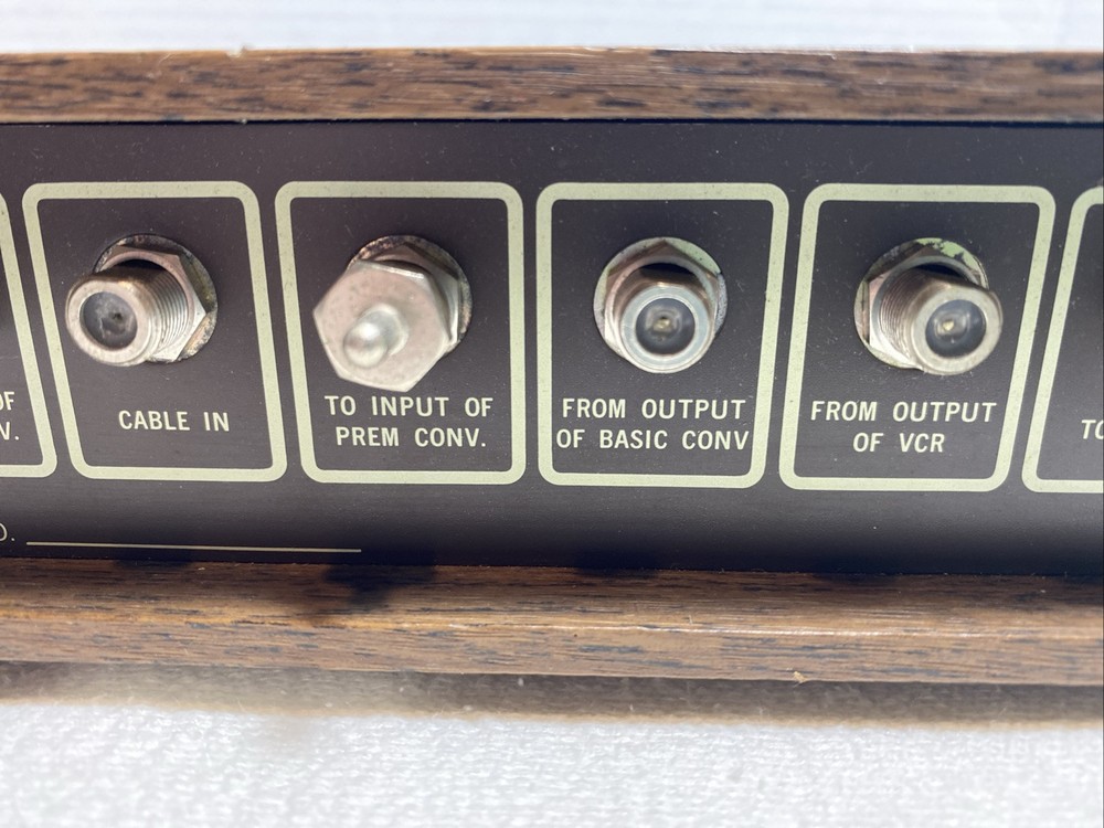 Vintage Telecom Model VCC-4300V (0059)