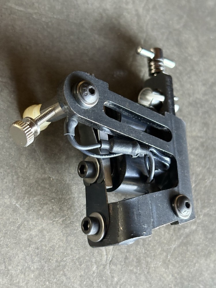 Black Vintage Style coil machine With Welker Coils