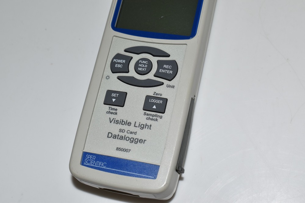 SPER Scientific 850007 Visible Light Meter & DATALOGGER (JSN40)