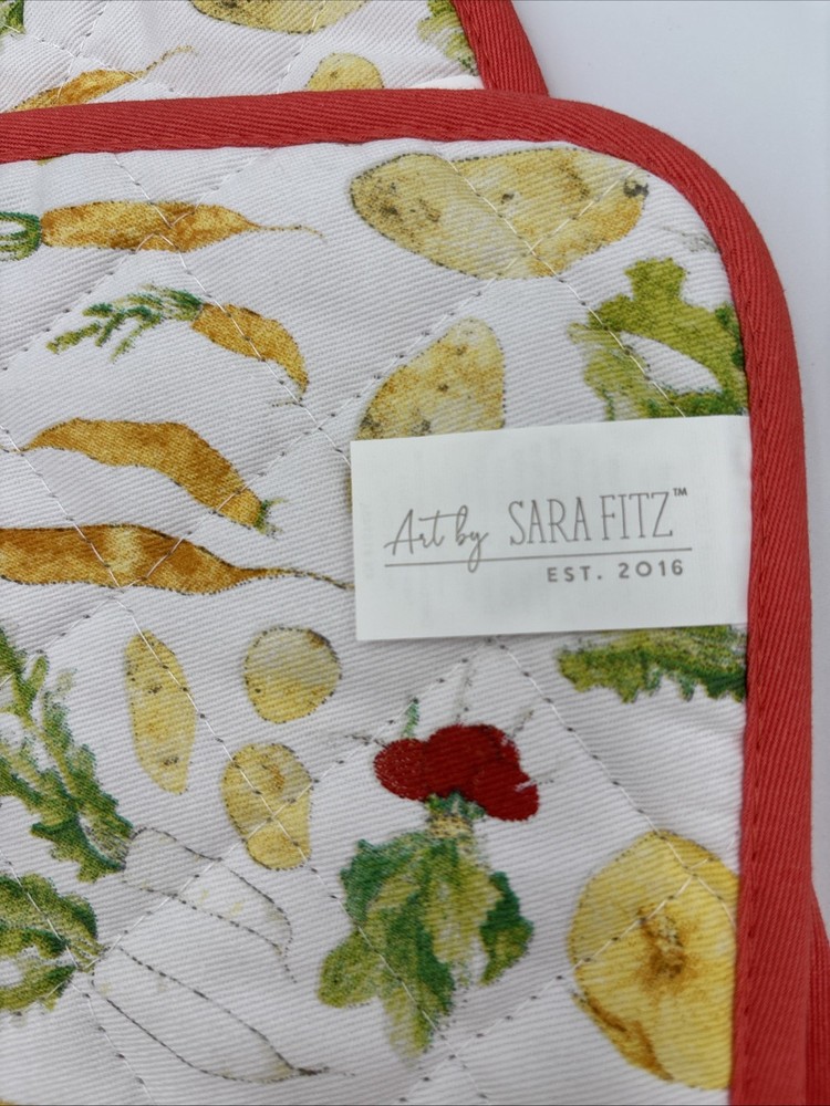Sara Fitz Root Vegetable Themed Pot Holder Set *New*