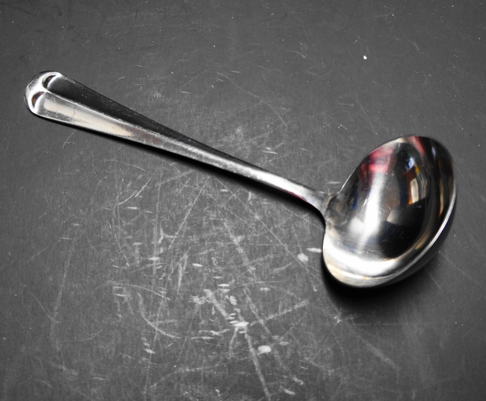 Hampton Silversmiths Lexington Mirror Gravy Ladle