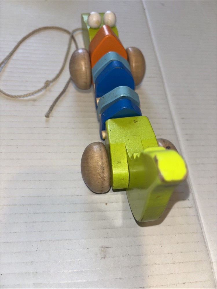 Classic World Pull Behind Crocodile Wooden Pull Toy Alligator