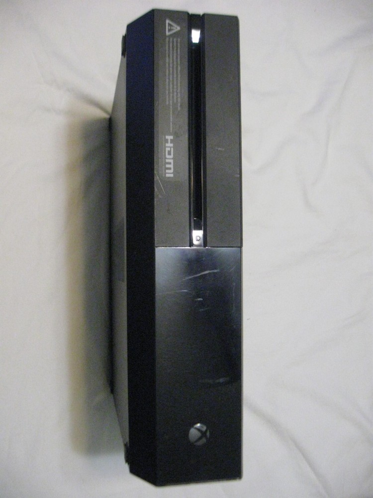 Microsoft Xbox One 500GB Console - Black System only. Works and updated!
